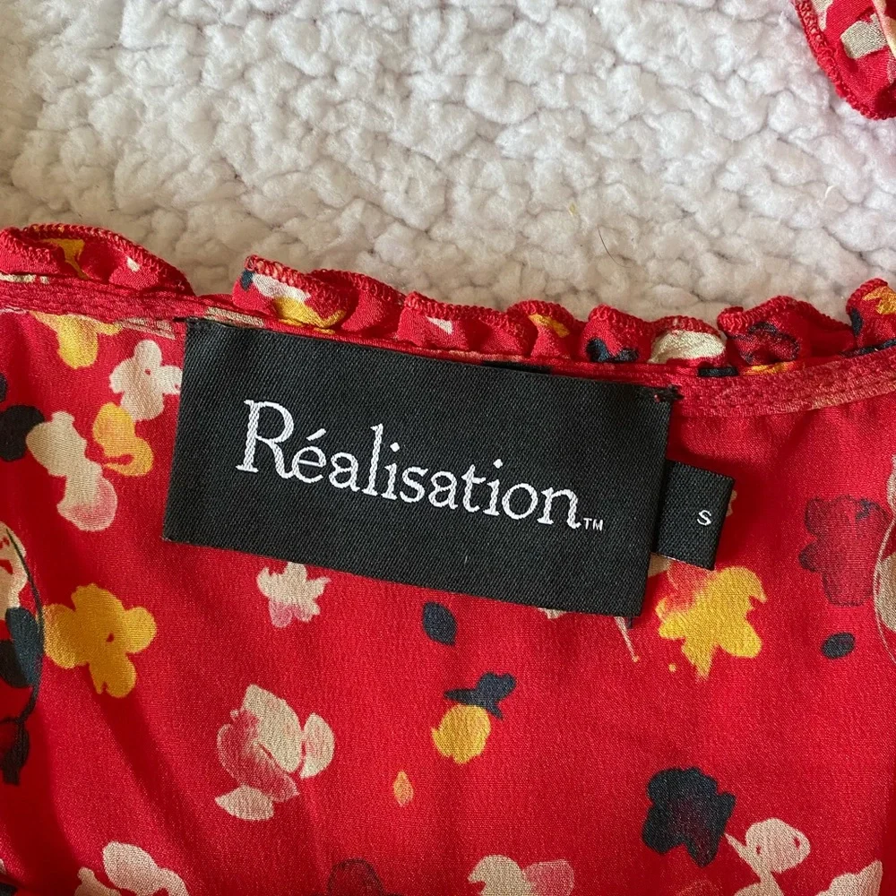 Réalisation Par Juliet Rouge Fleur Dress size Small - Picture 8 of 16